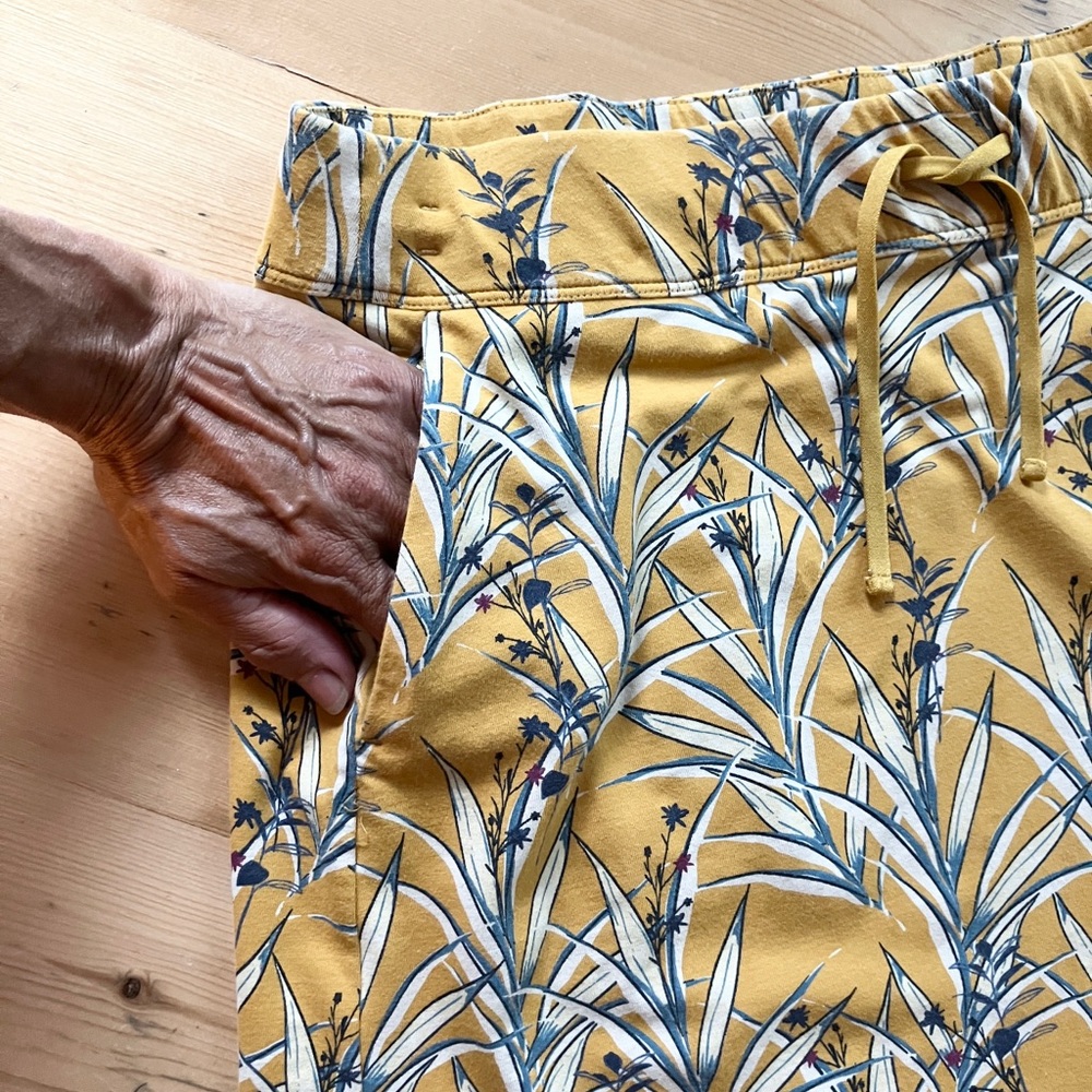 Kuhl Kandid Mini Skirt Golden Print Med - Picture 7 of 16